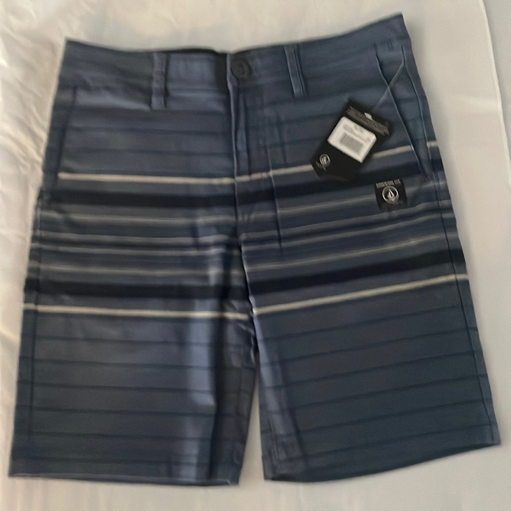 Volcom Boys Board Shorts Brand New